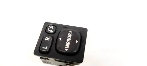 Toyota Land Cruiser (J120) Wing mirror switch 769747E 183575