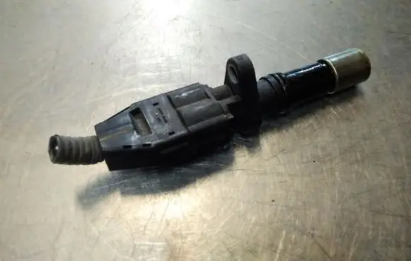 Toyota Prius (XW30) Crankshaft position sensor 9091905070 0296001481