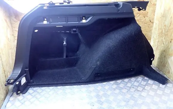 Skoda Octavia Mk4 Trunk/boot side trim panel 5E7867427A 2462021T