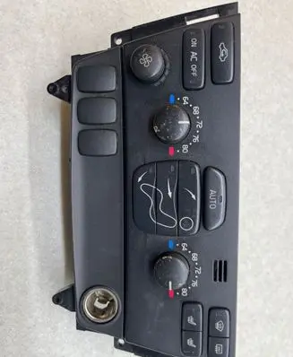 Volvo S60 Climate control unit 8697141 04W36E02
