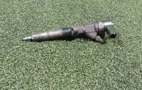Renault Master II Fuel injector 8200101135