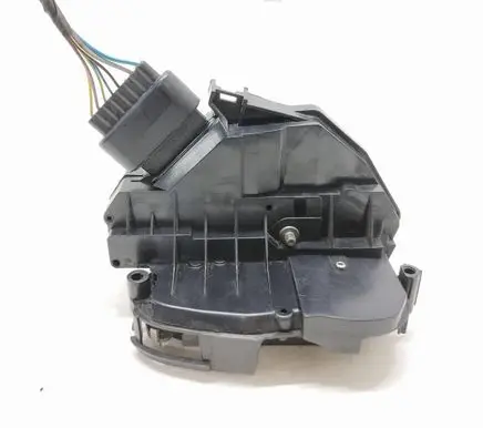 Ford Fiesta Front door lock 8A6AA21813AE 40534133