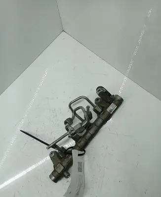 Volkswagen PASSAT CC Fuel main line pipe 03L089N