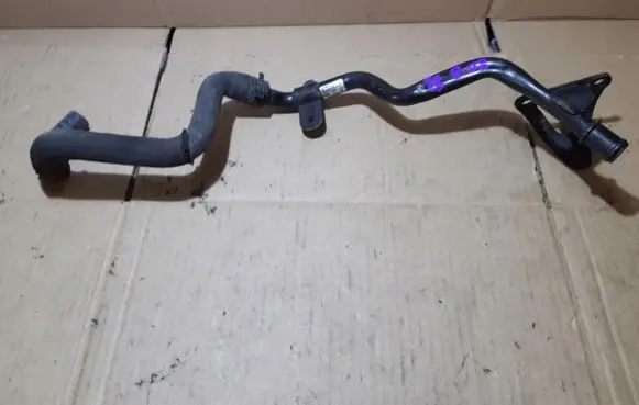 Audi A8 S8 D3 4E Engine coolant pipe/hose
