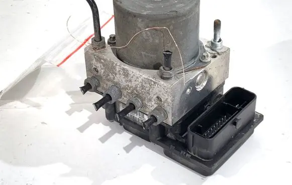Peugeot 308 SW ABS Pump 0265232348