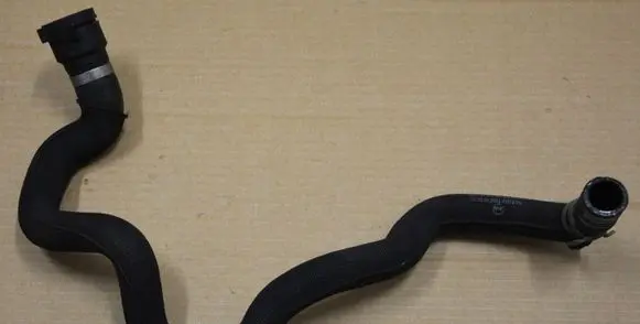 Audi A8 S8 D4 4H Engine coolant pipe/hose 4H0121407M