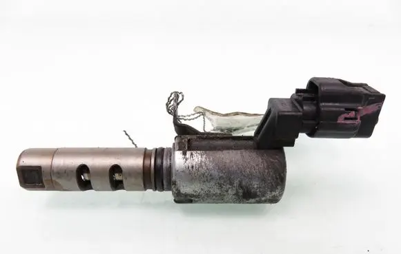 Toyota Yaris Camshaft vanos timing valve 30Q010