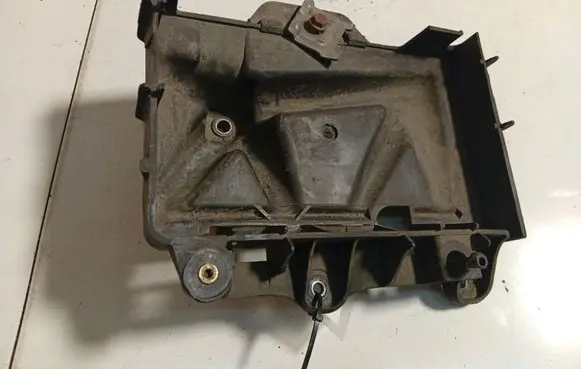Seat Ibiza IV (6J,6P) Battery box tray 6Q0915331D