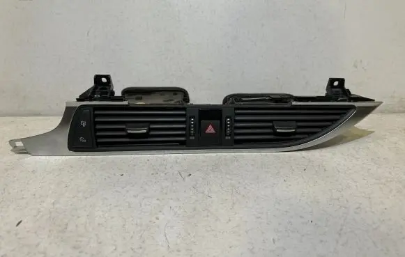Audi A6 S6 C7 4G Dash center air vent grill 4G1820951