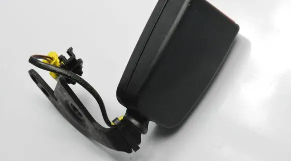 Mercedes-Benz C W204 Rear seatbelt buckle 34043153B