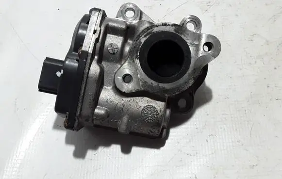 Renault Alaskan EGR valve 147109869R