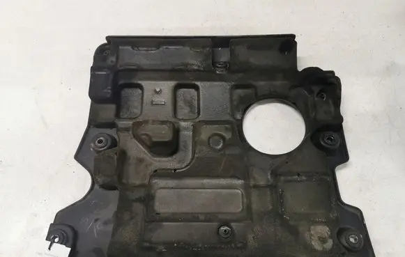 Toyota Avensis Verso Engine cover (trim)