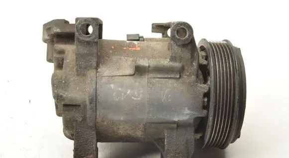 Nissan Primera Air conditioning (A/C) compressor (pump) 926009F511