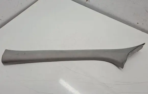 Peugeot 308 (A) pillar trim 9657436977