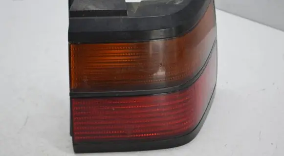 Volkswagen PASSAT B3 Rear/tail lights 357945258