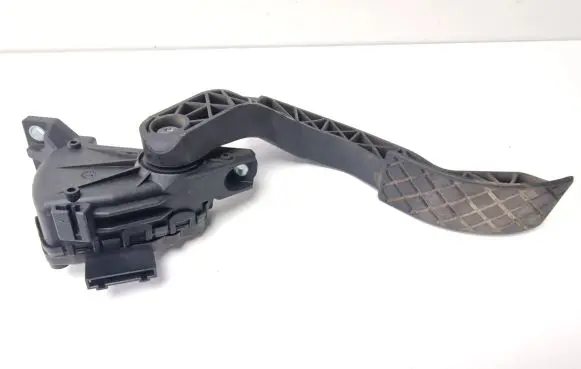Audi A6 S6 C5 4B Accelerator throttle pedal 8D1721523F