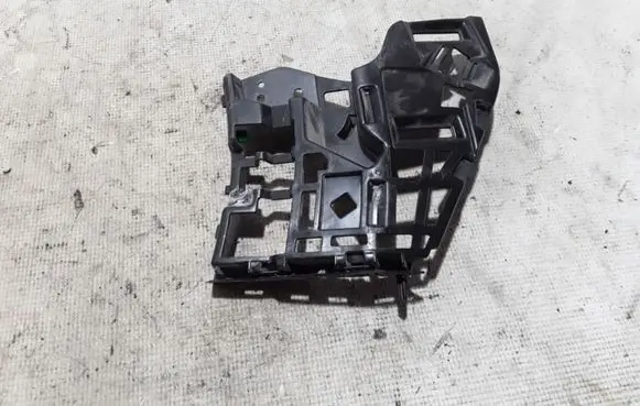 Volvo XC90 Front bumper mounting bracket 31353405