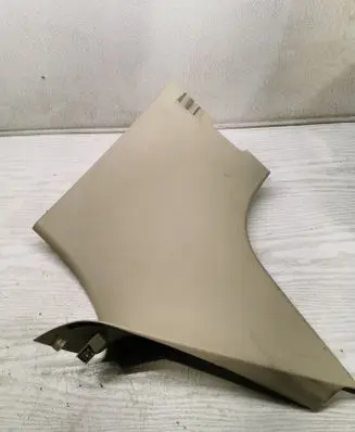 (D)pillar trim (top)