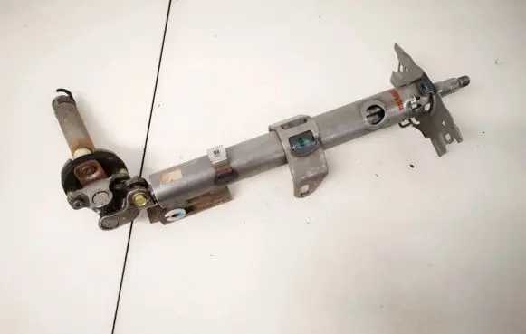 Toyota Avensis Verso Steering wheel axle