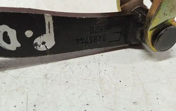 Volvo S80 Front door check strap stopper 9485744