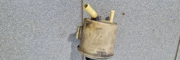 Nissan Terrano Power steering fluid tank/reservoir