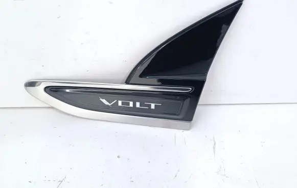 Chevrolet Volt I Fender end trim 20774120