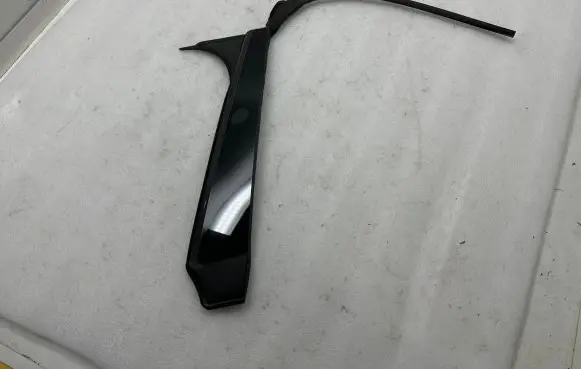 Tesla Model X (B) Pillar trim (exterior) 175146200B 174128500C 174129000D