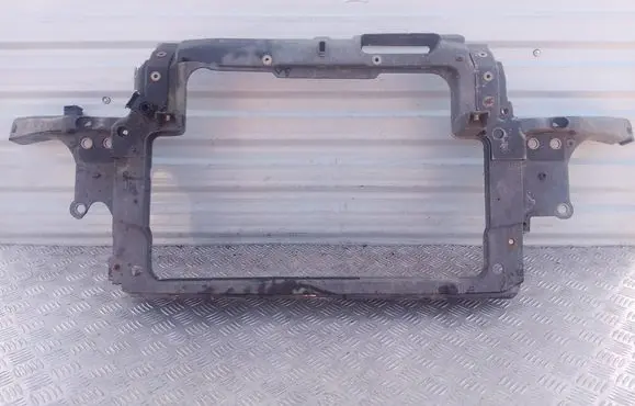 Top upper radiator support slam panel