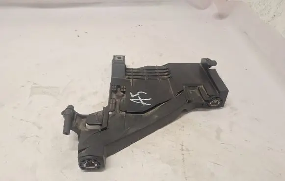 Audi A5 8T 8F Headlight/headlamp mounting bracket 89392979