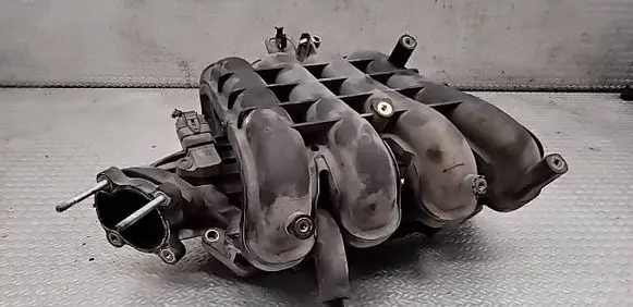 Hyundai i10 Intake manifold 