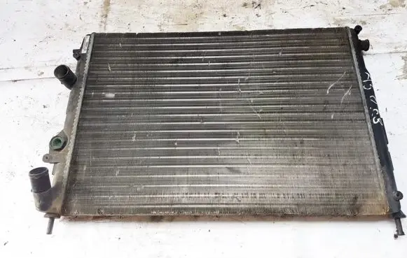 Renault Megane I Coolant radiator 174290