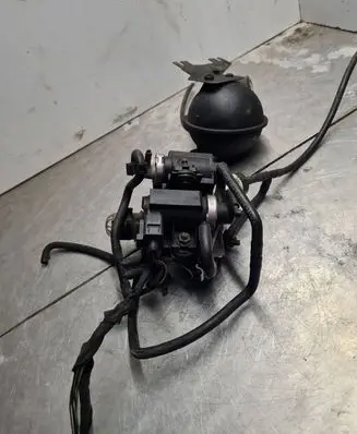 Volkswagen II LT Turbo solenoid valve 1J0906627 054123808