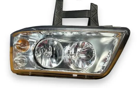 Volkswagen Transporter - Caravelle T5 Headlight/headlamp 324411168 304411175