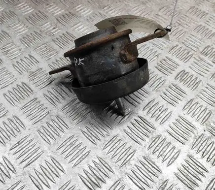 Nissan Leaf II (ZE1) Engine mount bracket 112205SA0A