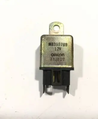 Mitsubishi L200 Other relay MB399789 2128D7