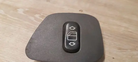 Mercedes-Benz A W168 Electric window control switch 534240