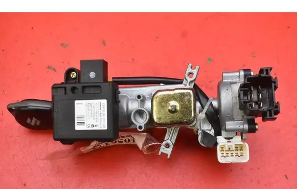 Suzuki Swift I Ignition lock 3397062J00GB