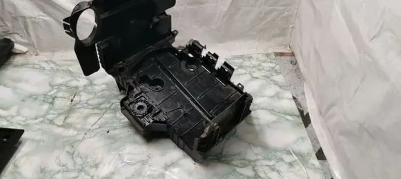 Citroen C5 Battery tray 