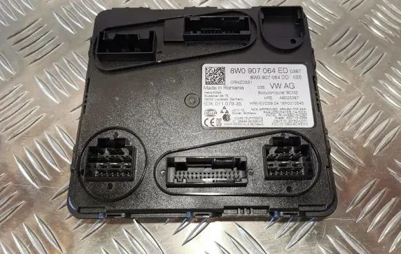 Audi Q7 4M Comfort/convenience module 8W0907064ED 8W0907064DD