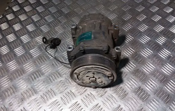 Volvo S40, V40 Air conditioning (A/C) compressor (pump) 7700872158