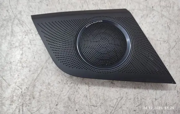 Audi A5 Sportback 8TA Side speaker trim/cover 8T0857228