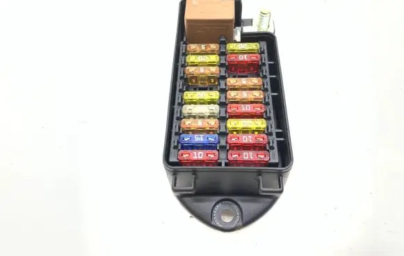 Jaguar XK8 - XKR Fuse box set LJE2800BA 184829080202