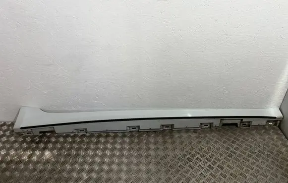 Audi A5 Sill 8W8853860