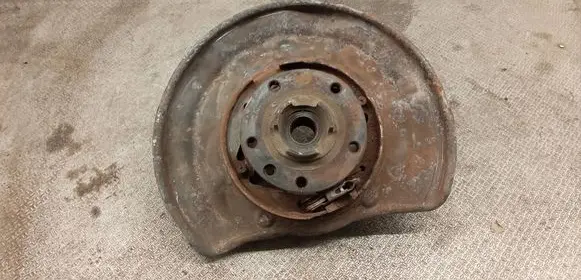 Audi Q7 4L Rear wheel hub spindle/knuckle 