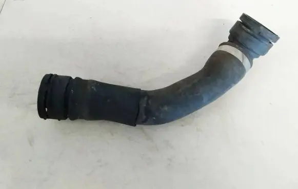 BMW 5 GT F07 Engine coolant pipe/hose 7789742