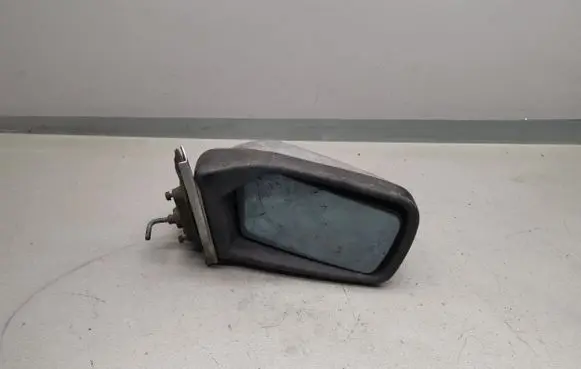 Mercedes-Benz W123 Manual wing mirror 