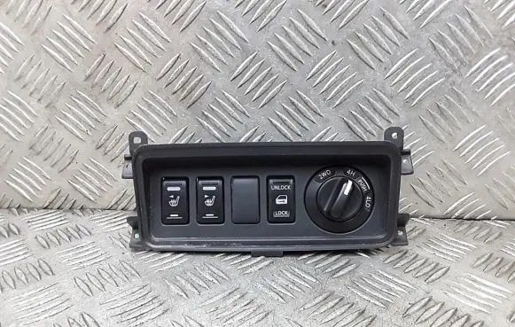 Nissan Navara Seat heating switch 96988EB41A