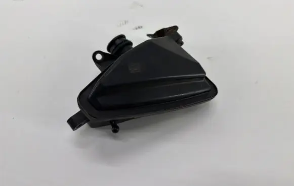 Mercedes-Benz E W212 Intake resonator A6421400087