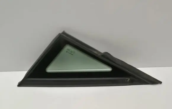 Seat Ibiza IV (6J,6P) Front triangle window/glass 6J0845411