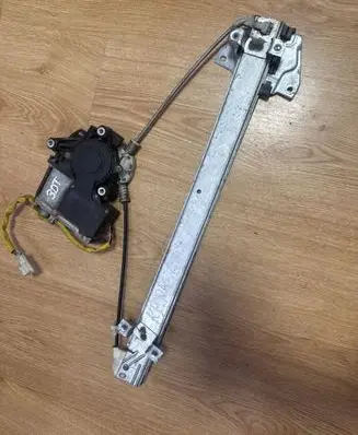 Mitsubishi Galant Front door window regulator with motor 0620200081